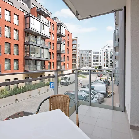 Aura Island Old Town Гданьск