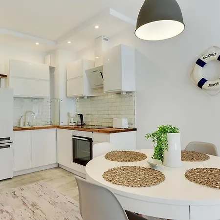 Aura Island Old Town