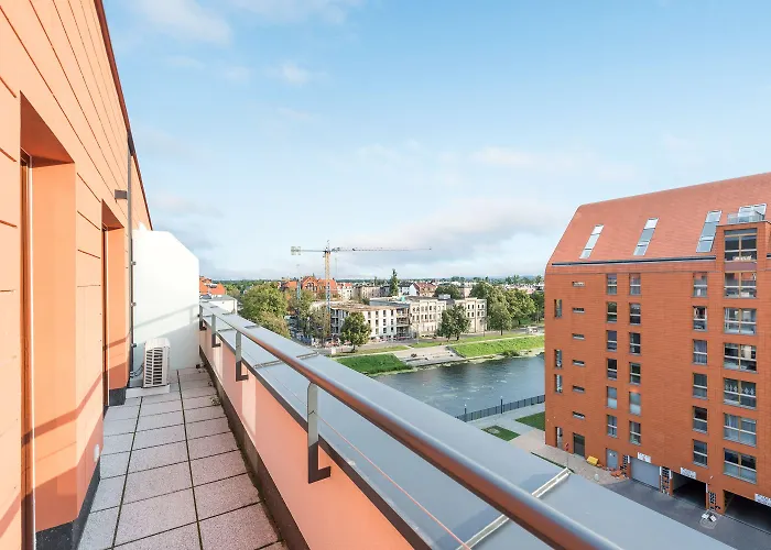 Aura Island Old Town