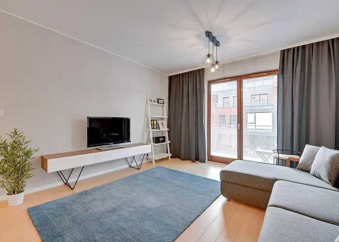 Aura Island Old Town