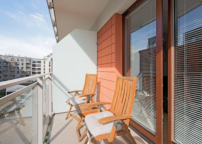 Aura Island Old Town