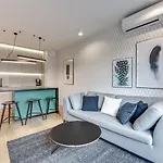 Aura Island Old Town شقة غدانسك