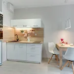 Aura Island Old Town شقة